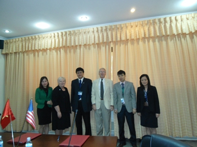 Buổi làm việc với đoàn đại biểu Đại học Shawnee, Mỹ Buổi làm việc với đoàn đại biểu Đại học Shawnee, Mỹ