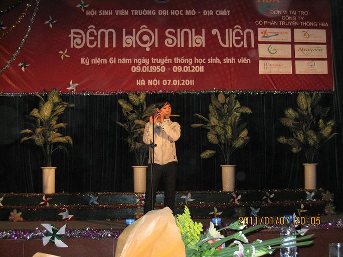 demhoisv-3.jpg demhoisv-3.jpg