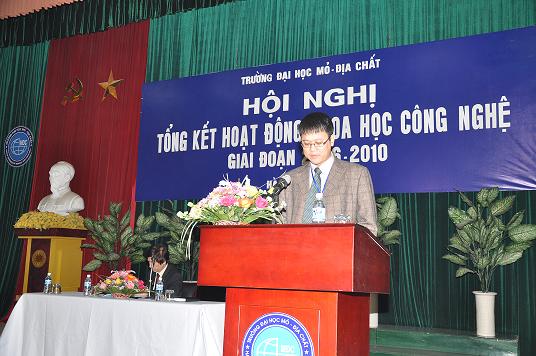 tong_ket_nckh-1.jpg tong_ket_nckh-1.jpg